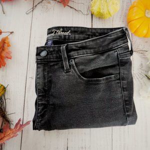 Universal Thread - Black Ripped High-Rise Skinny Jeans Size 8/29R